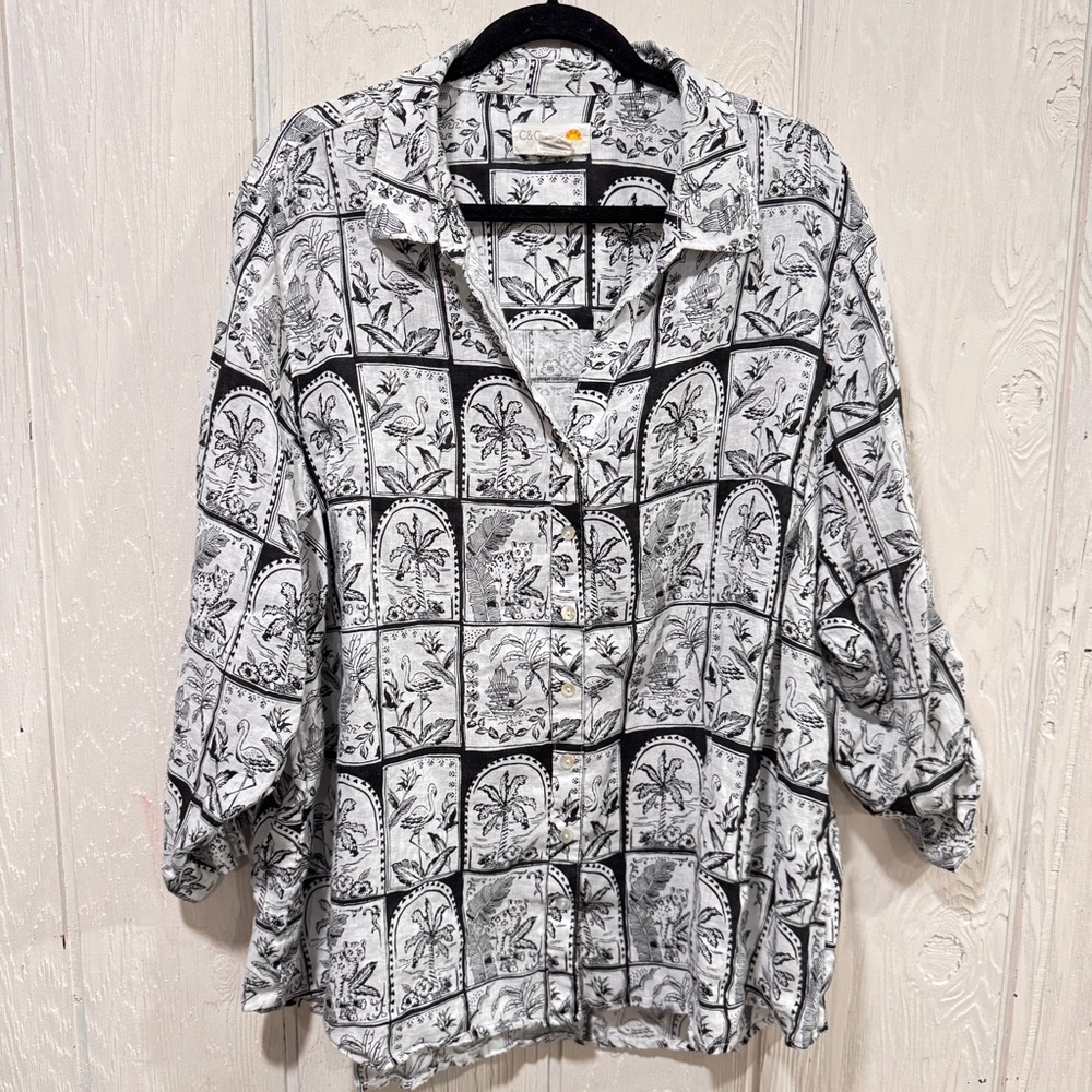 C&C California Black and White Floral Button Down Shirt